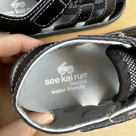 See Kai Run Basics Spencer Fisherman Sandals Closed-Toe Water-Friendly Size 12 - Picture 6 of 7